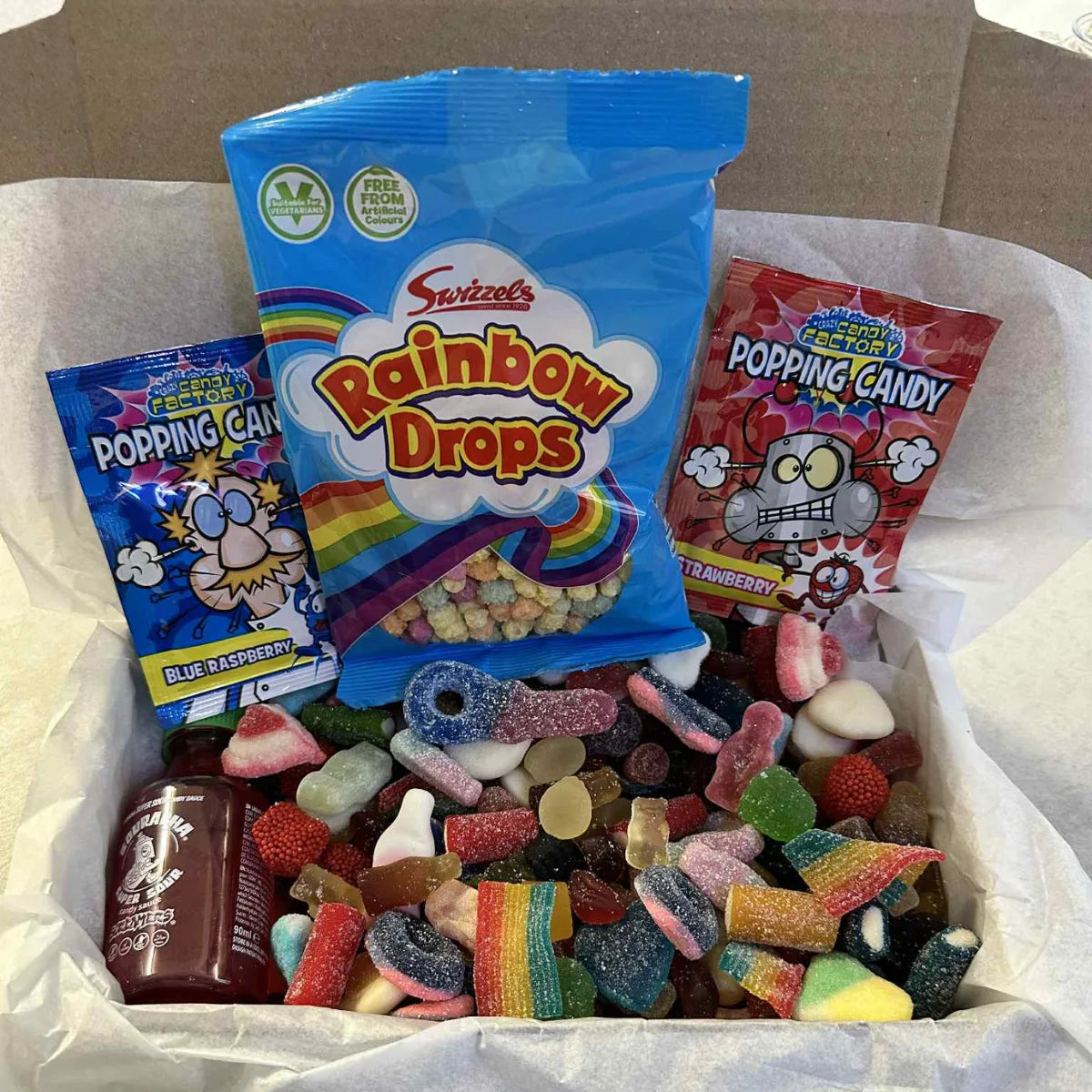 Mix box 1 x Souracha Sauce, 800g Mixed Sweets Popping Candy Rainbow Drops. image 4